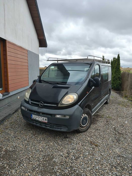 Opel Vivaro rok produkcji 2002