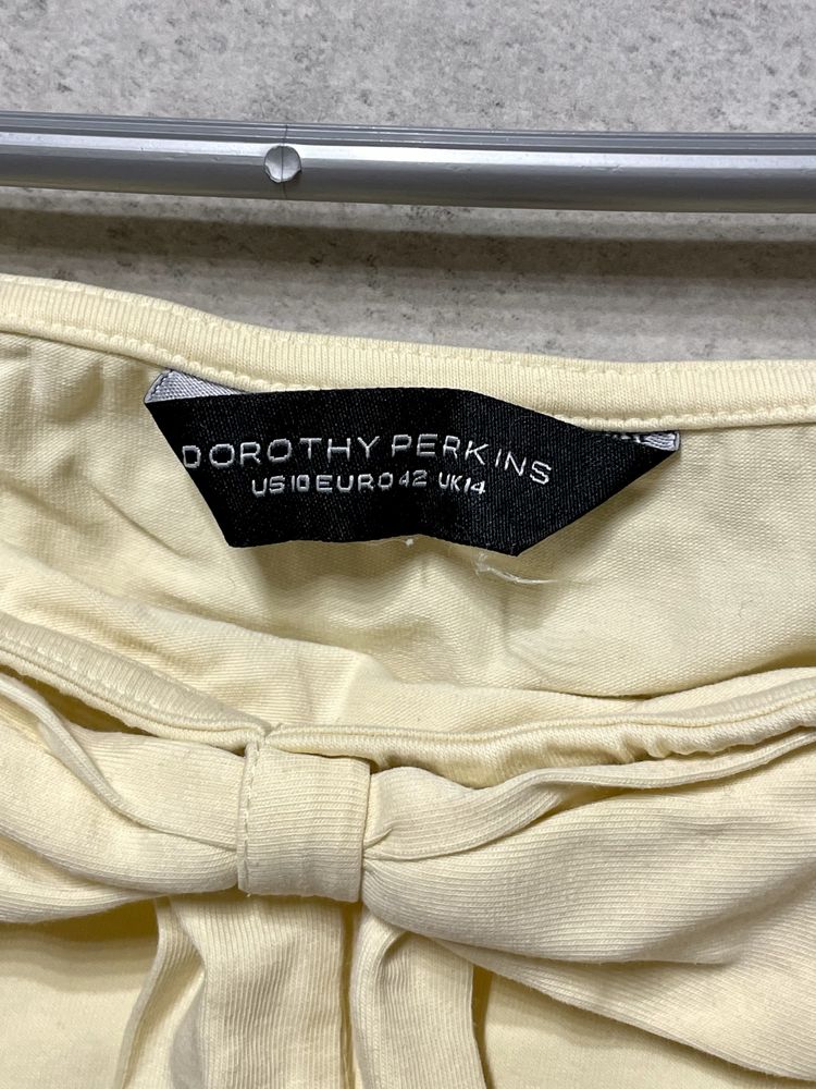 T-shirt Dorothy Perkins 42 żółty bez rękawów