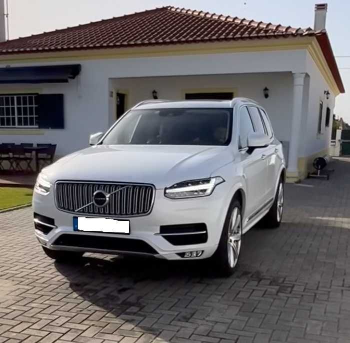 Volvo XC90, D5 Inscription com 225 cv, full extras e com 82300km
