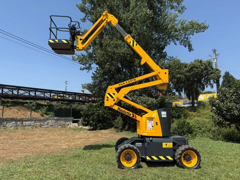 Plataforma elevatória Haulotte HA12 PX