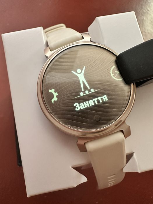 Годинник Garmin lily 2
