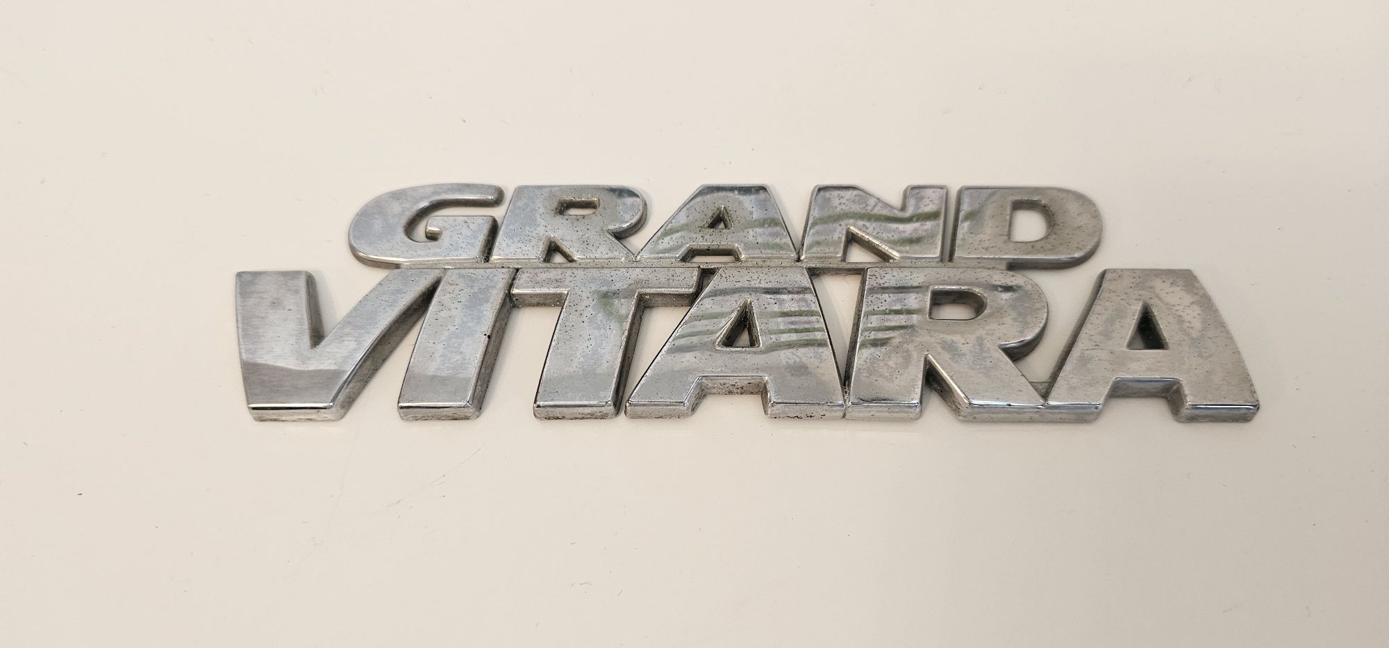 Emblemat Suzuki Grand Vitara GLK