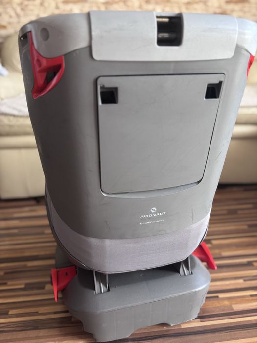 Fotelik samochodowy Avionaut