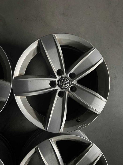 Диски литі /Диски литые R 17 5/112 Фольцваген Volkswagen