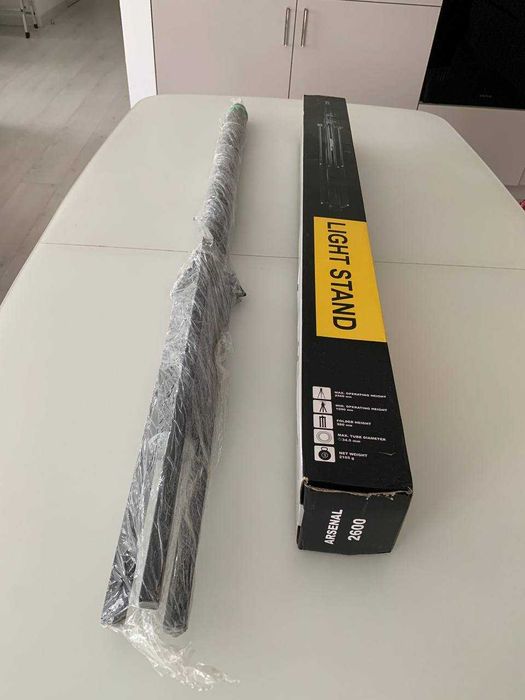 Штатив, стійка для світла Arsenal 2600 Light Stand