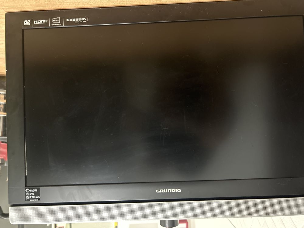 Tv GRUNDIG 37” peças