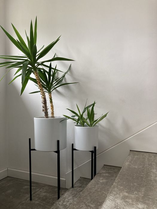 stalowe stojaki podstawki na donice 4szt