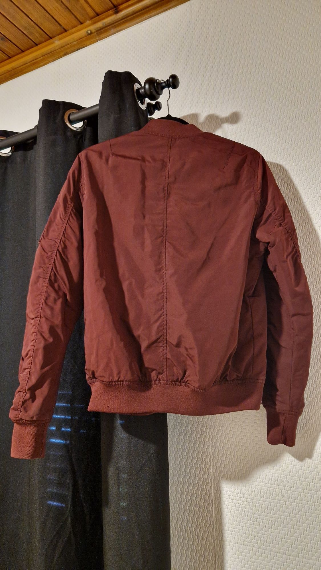 Bomber jacket Pull & Bear S bordeau
