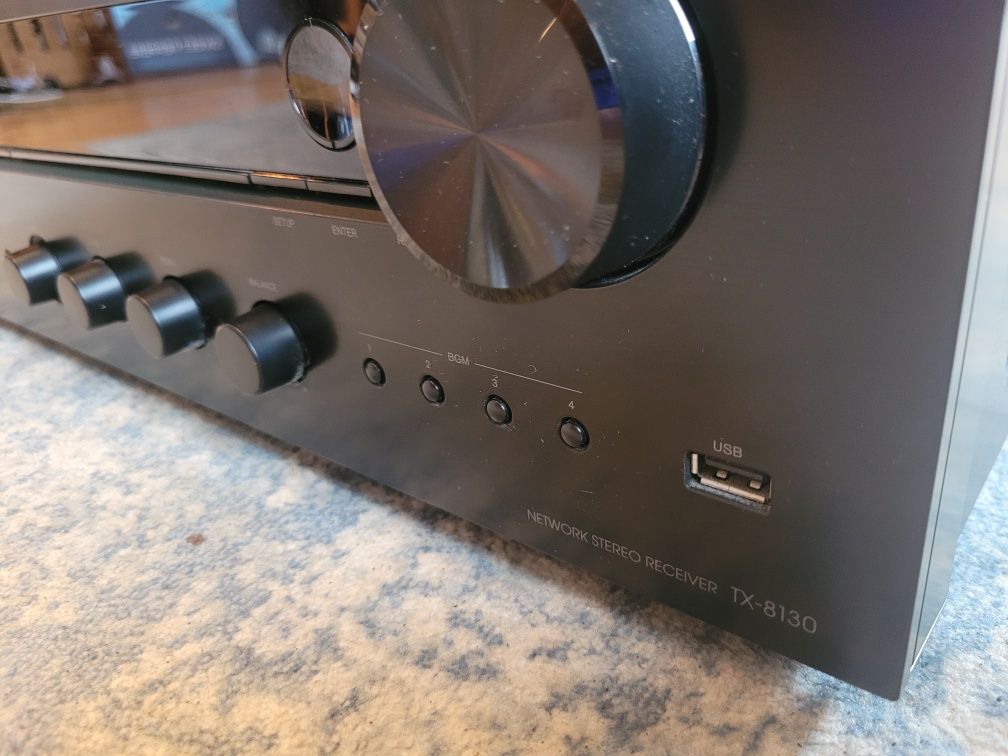 Amplituner stereo Onkyo TX-8130