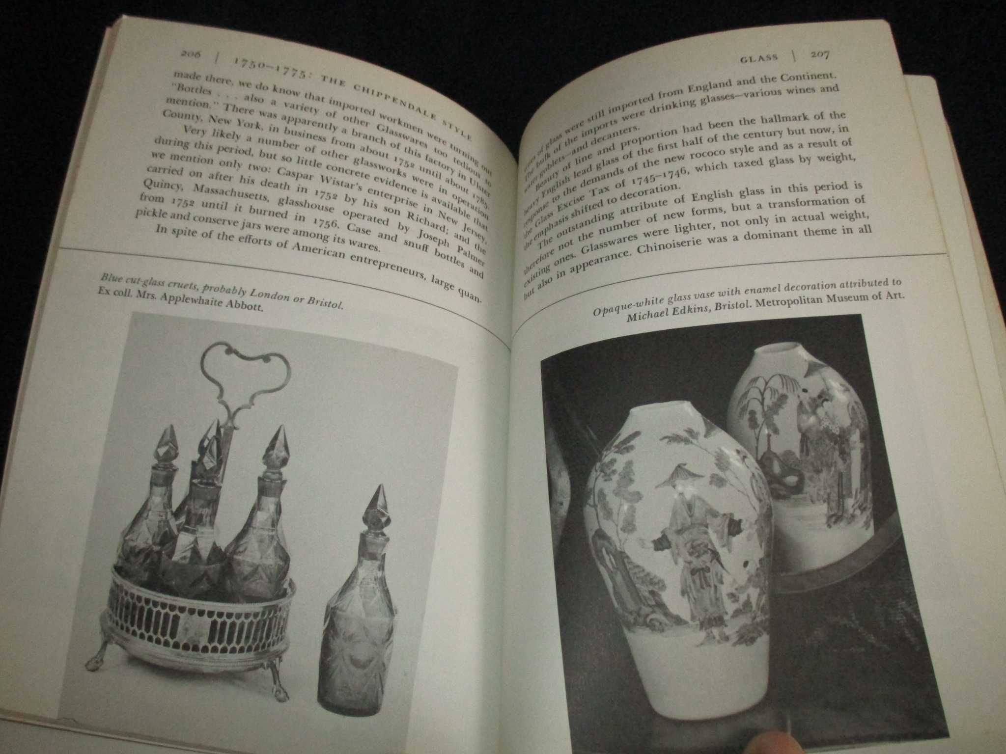 Livro The Antiques Guide to Decorative Arts in America 1600 a 1875