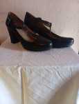 Sapatos classicos de senhora