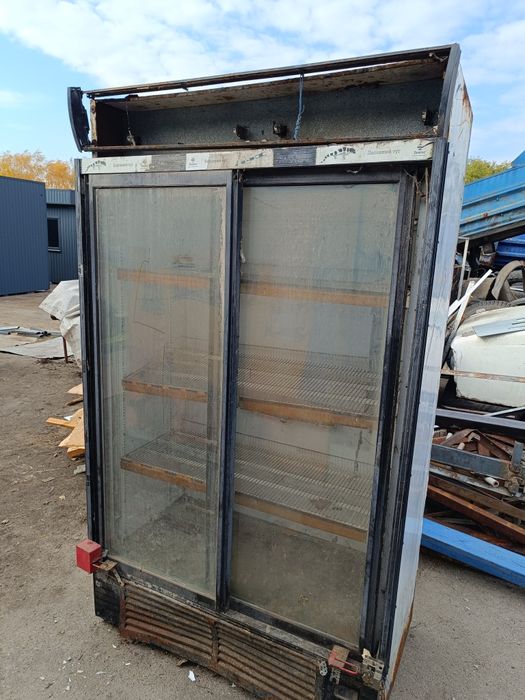 Холодильна вітрина, Двохдверні