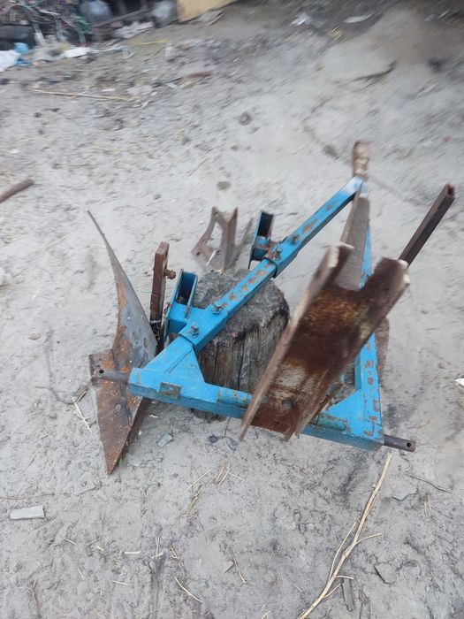 За деталями телефонуйте срочно продам Міні трактор YTO 200