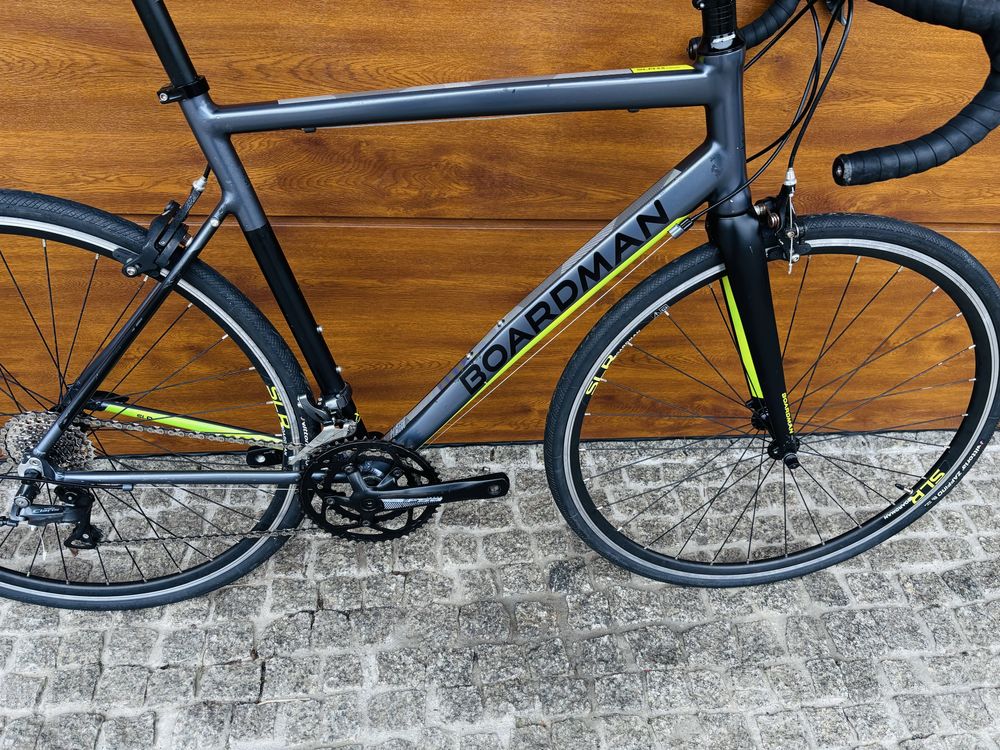 Szosa Boardman, osprzęt Claris, wideled Carbon