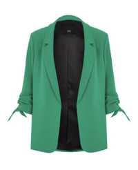Стильный пиджак яркого зеленого цвета ( 14 размер )