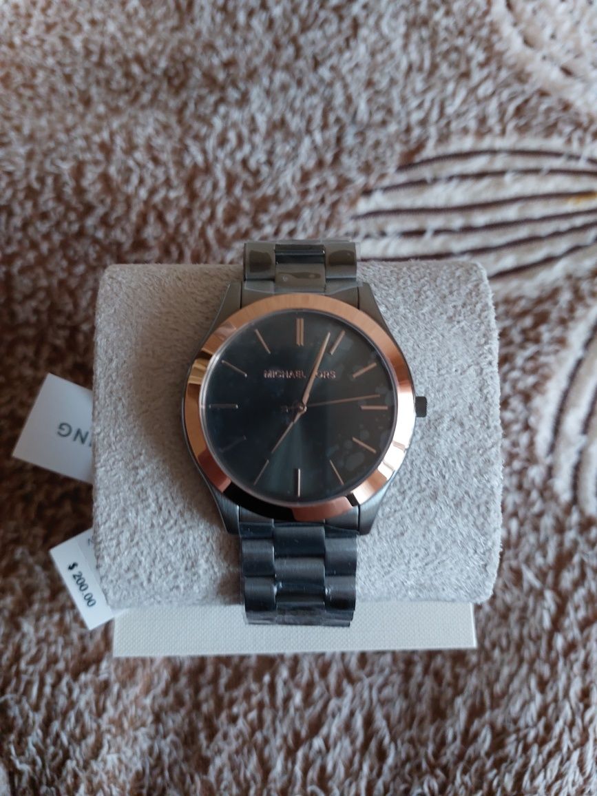 Годинник чоловічий часи Michael Kors Oversized Slim Runway MK8576 New!