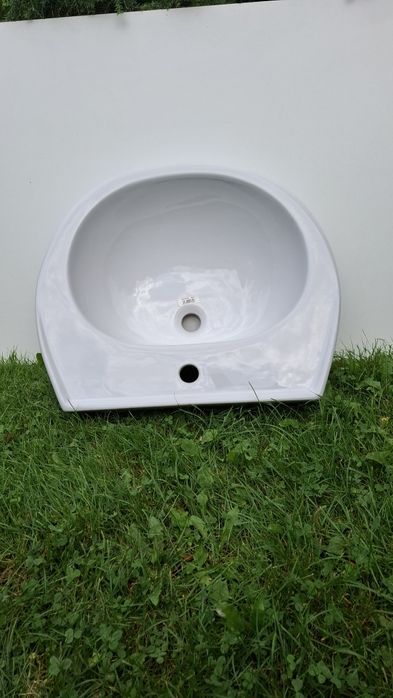 Umywalka ceramiczna