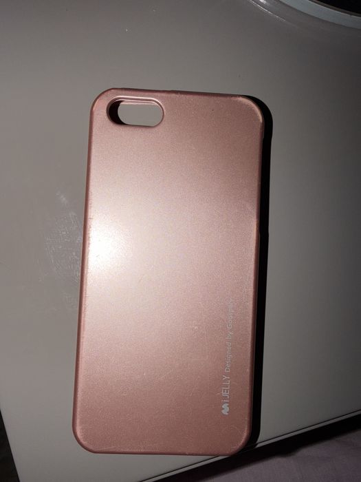 Capa iphone 5s rosa sem matcas de uso