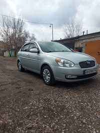 Hyundai accent 2008