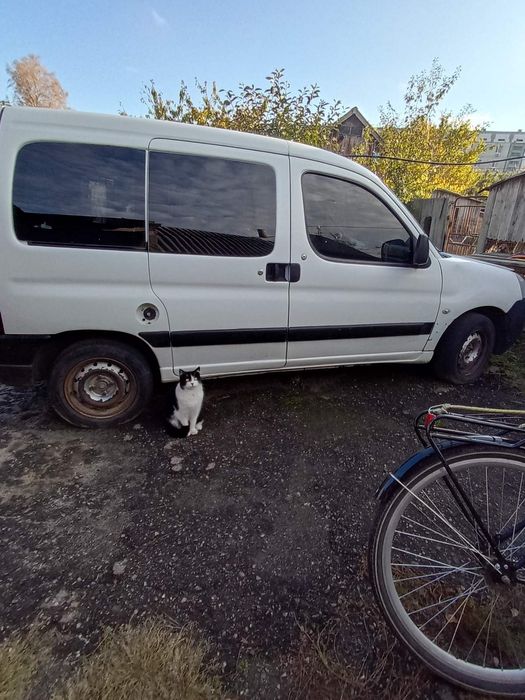 Продам пежо партнёр