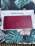 Portfel card holder LOUIS VUITTON kolor burgundowy nowy cena okazyjna