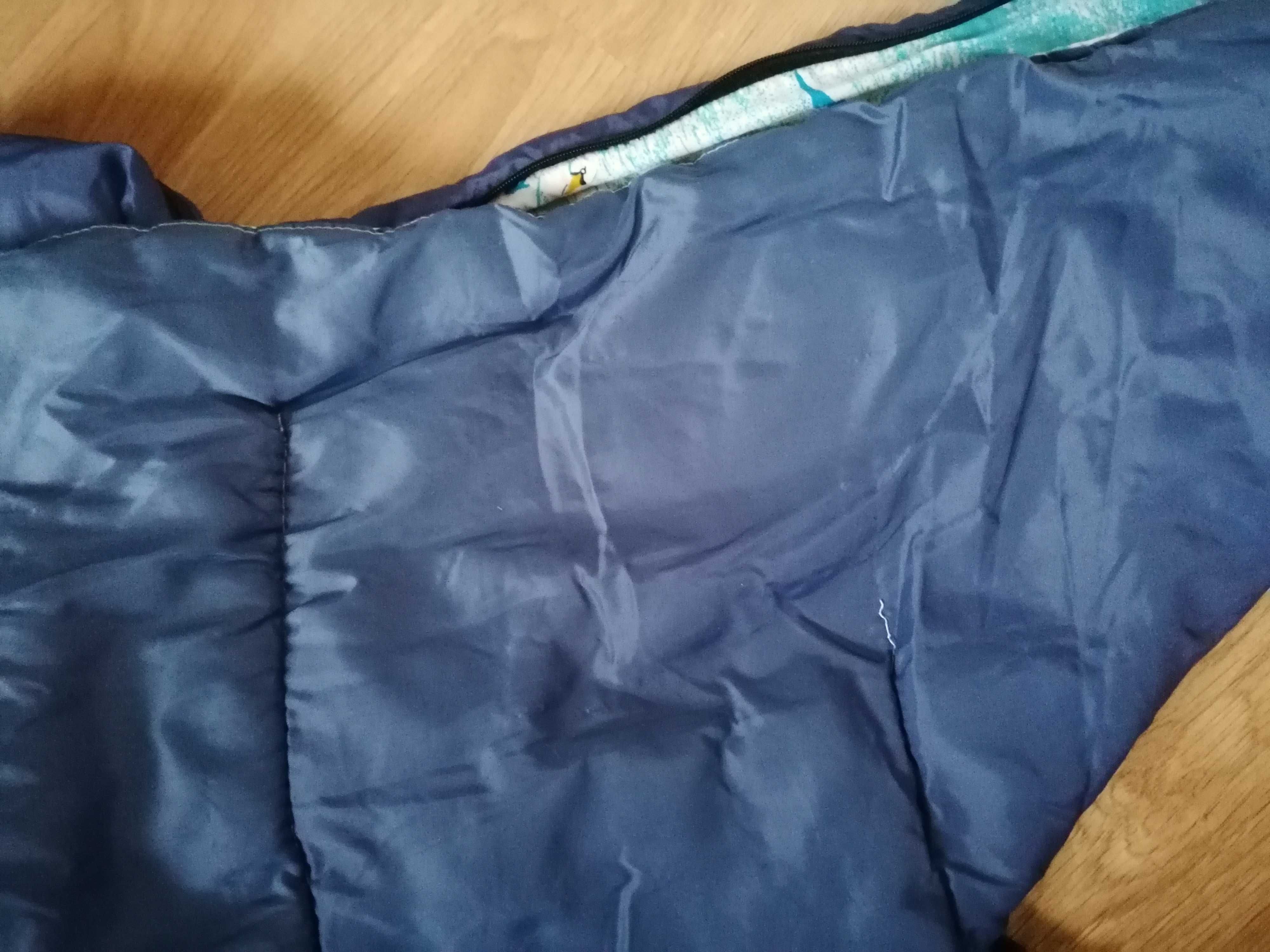 Śpiwór z czasów PRL - wym ok 146 cm x 186 cm