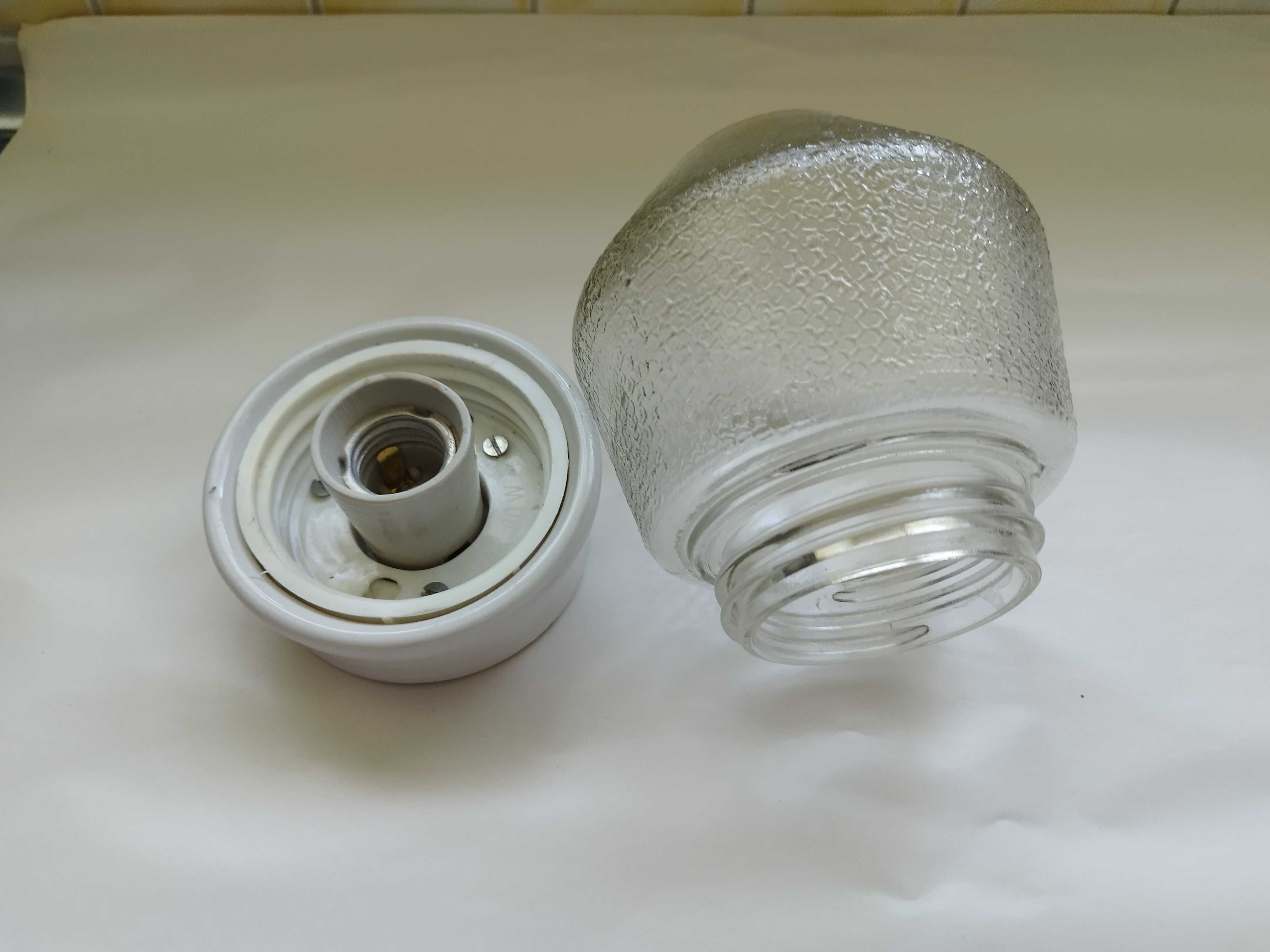lampa - kinkiet - ukośna łazienkowa PRL (do łazienki)