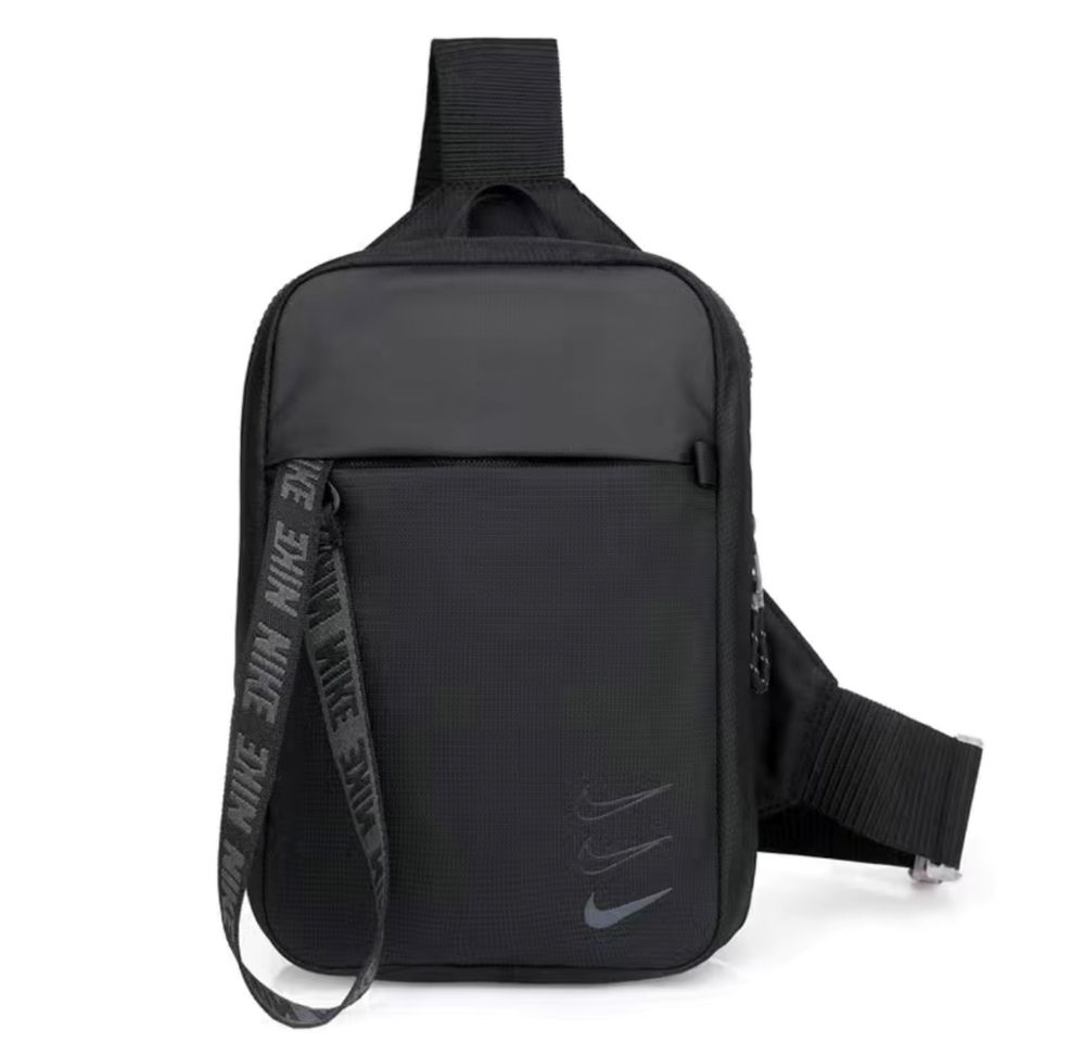 Новая мужская сумка кросс боди Nike Essentials Hip Pack.
