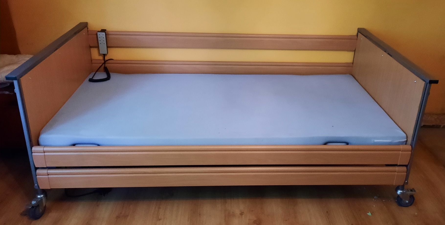 Łóżko Rehabilitacyjbe Dali Burmeier + materac