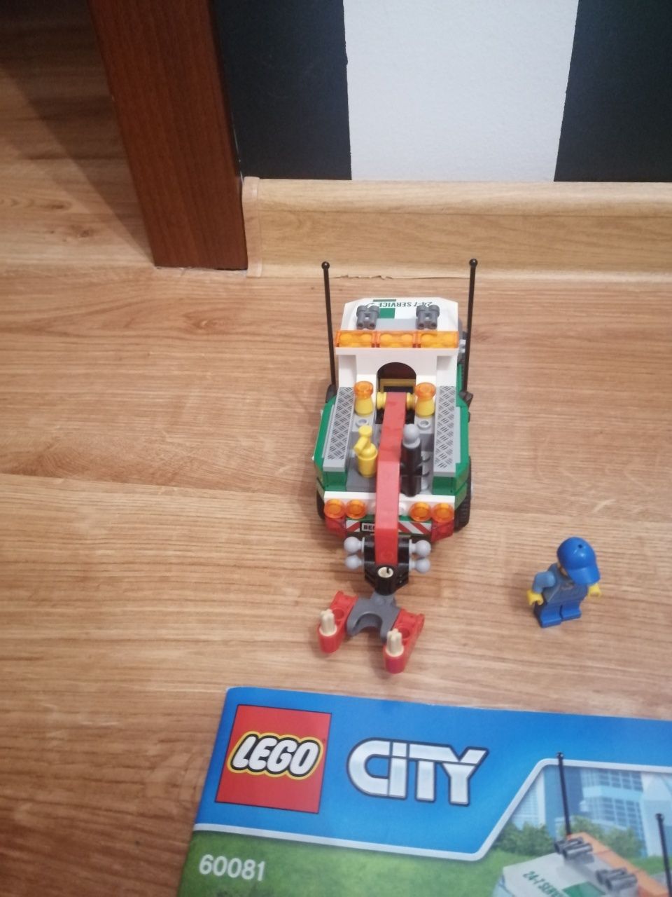 Klocki LEGO City pomoc drogowa 60081