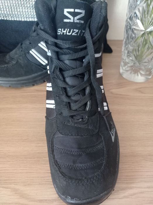 Утеплённые хайтопы / высокие кроссовки