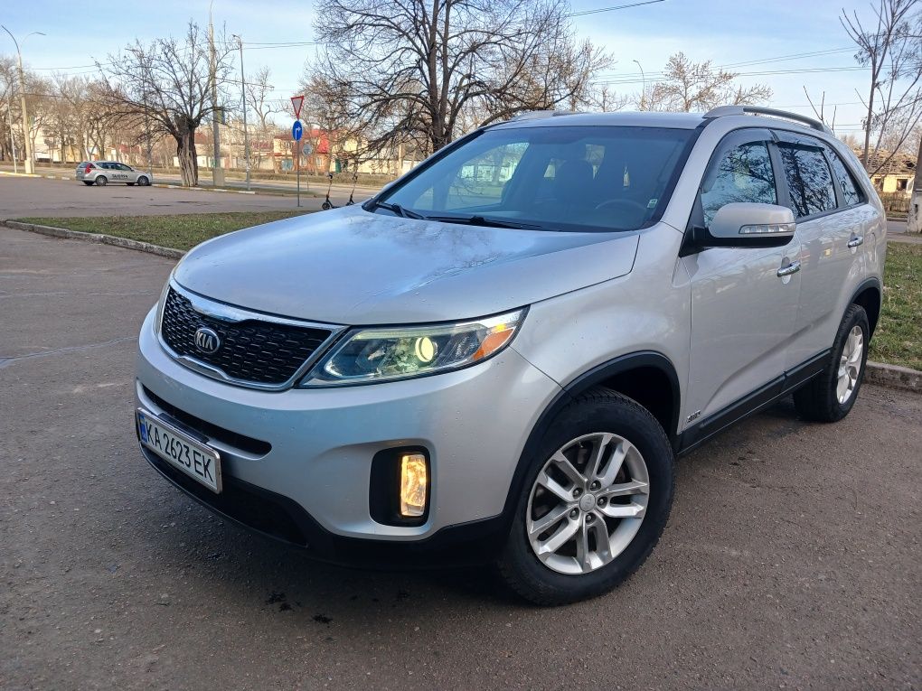 Kia Sorento  2014 2.4 Повний привід Хороший стан