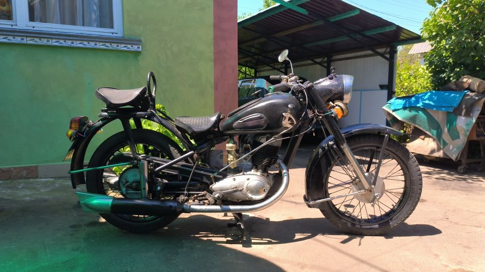 Мотоцикл ИЖ-49 в гарному стані