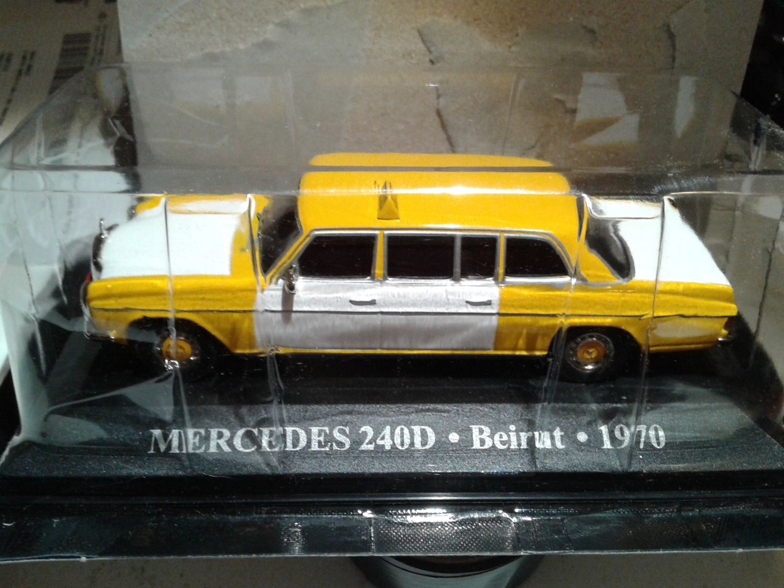 Miniaturas "Taxis do mundo" escala 1/43