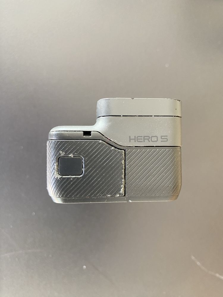 GoPro Hero 5 Black – Excelente estado + acessórios