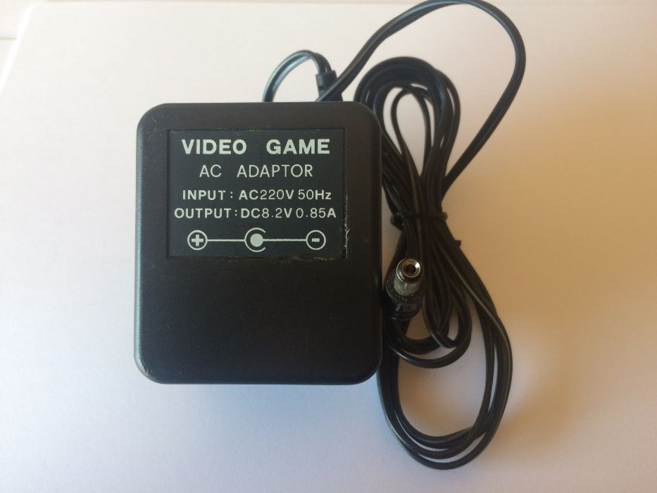 Transformador Video Game Ac Adaptor DC8.2V 0.85A