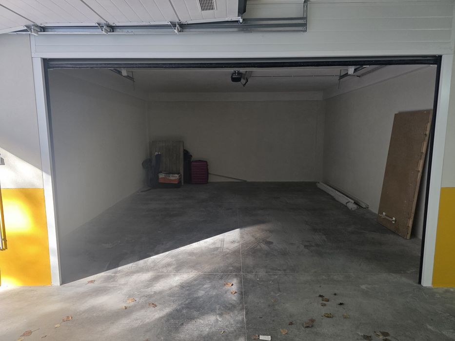 Aluguer de Garagem - Real Montelios