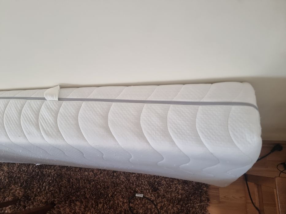 Łóżko jednoosobowe 95×205 z materacem