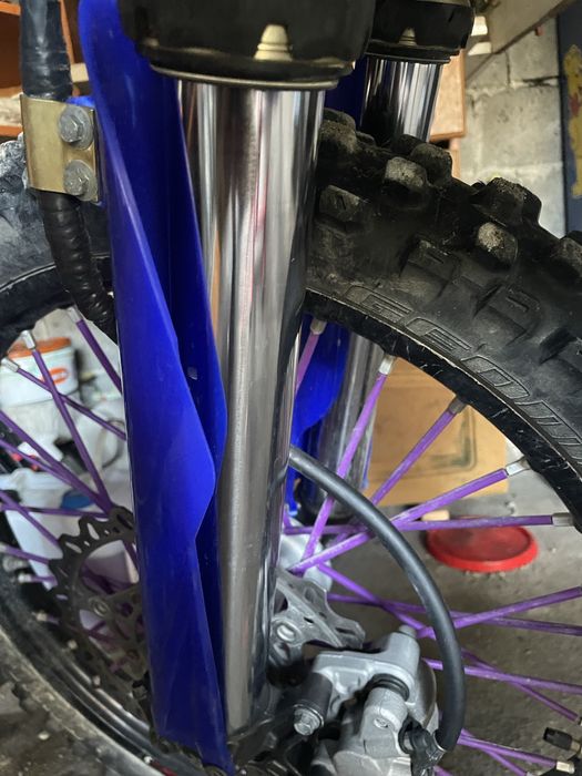 Yamaha yz450f pewny sprzet godny uwagi