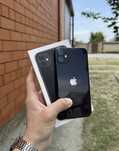 Продам iPhone 11 128Gb Black Neverlock