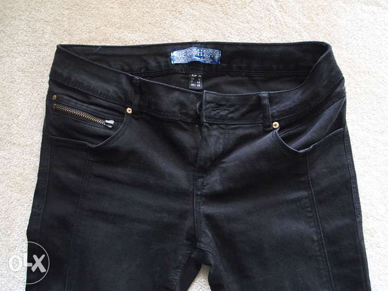 Ciemnoszare czarne wytarte dżinsy rurki Bershka S 36 spodnie z zamkami