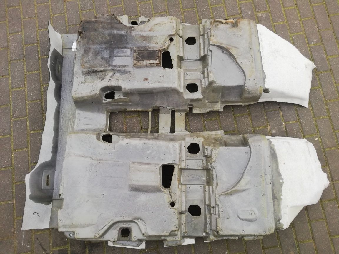 Dywan wykładzina podłogi wnętrza Ford Focus mk2 CC kabriolet cabrio EU