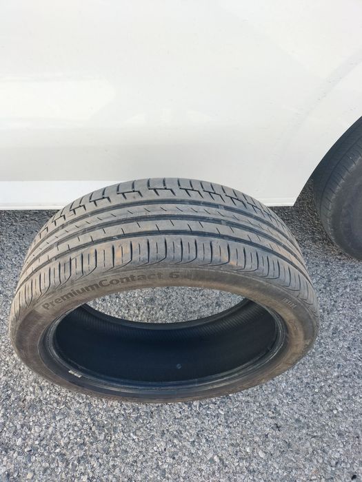 Vendo pneu continental