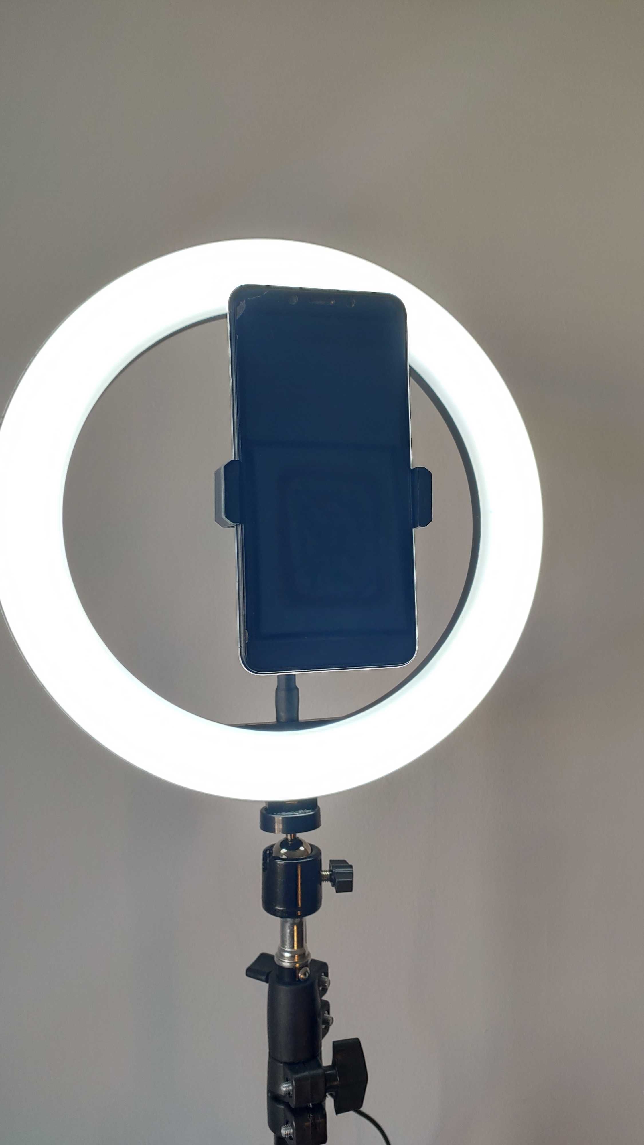 Ring Light com Tripé Extensível Até 210 cm e Anel 26 cm