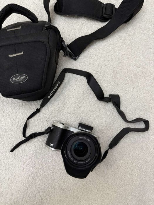 Samsung NX300 фотоапарат цифровий