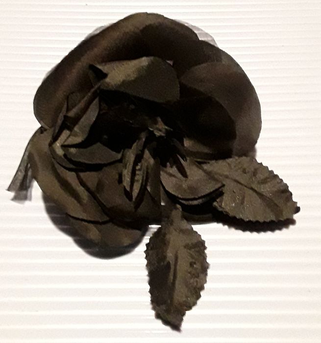 Alfinetes / Pregadeiras formato flor