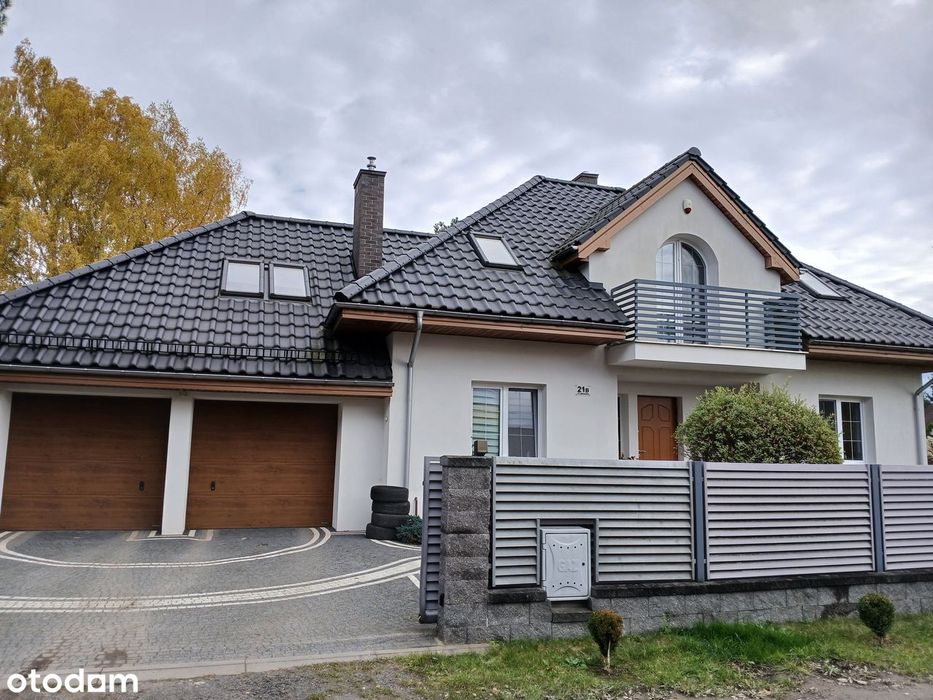 Nowoczesny dom na wyłączność w sąsiedztwie lasu