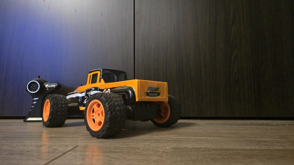 Autko sterowane na baterie monster