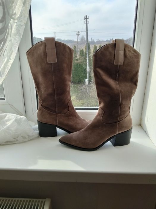 Сапожки ковбої замш