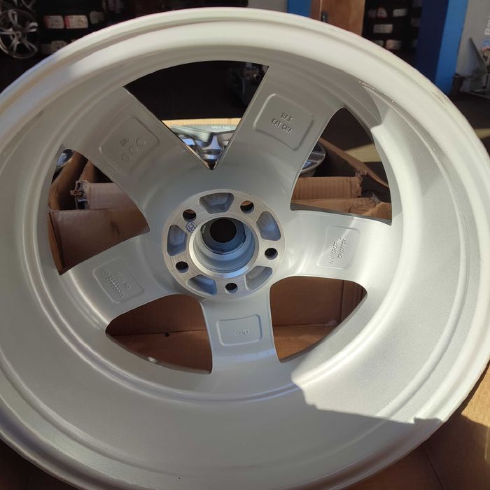 Alufelgi 7,5X17 5X108 ET 47 Volvo Ford Citroen Peugeot, jak nowe